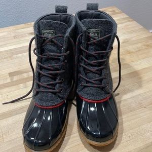 G.H. Bass Harlequin Boots in blue/gray/brown. Size 8 womens.